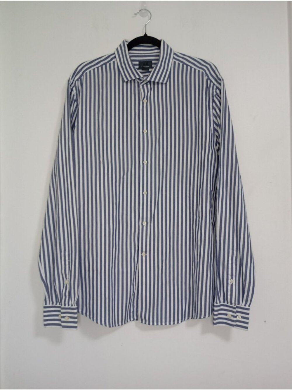 H&M Premium Cotton Shirt Button-Down  Size XL Blue & White Striped Long Sleeve